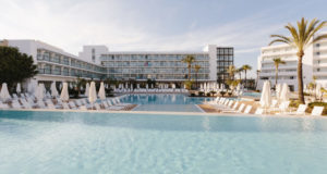 schoenste Orte Der Welt Alua Soul Ibiza Hotel mit Pool