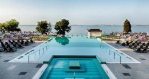 schoenste Orte der Welt Riu Palace Sunny Beach Pool mit Meerblick