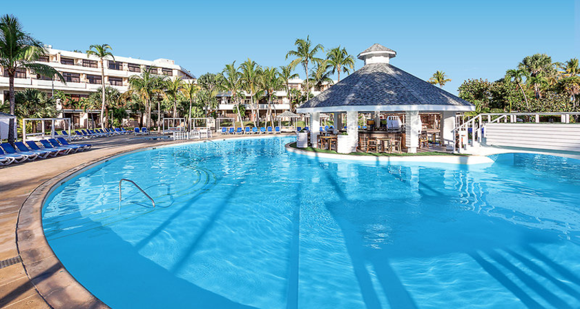 schoenste Orte Der Welt Sol Palmeras auf Kuba Poolbar