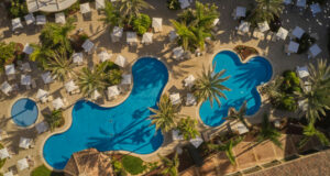 schönste Orte Der Welt Secrets Bahia Real Resort auf den Kanaren Poolanlage