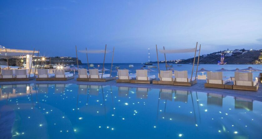 schönste orte der welt Mykonos Blanc Pool mit Meerblick